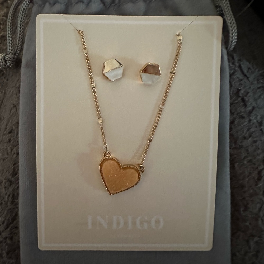 NWT Indigo authority jewelry set
